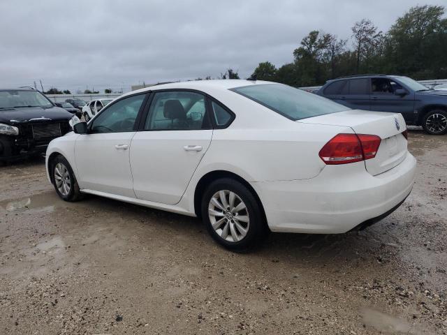 Photo 2 from auction – 2015 VOLKSWAGEN PASSAT S with VIN 1VWAT7A39FC037582