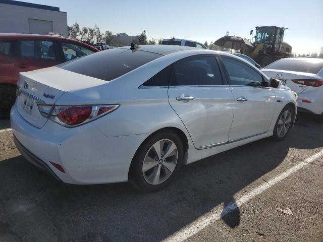 Photo 3 from auction – 2012 HYUNDAI SONATA HYB with VIN KMHEC4A47CA055030