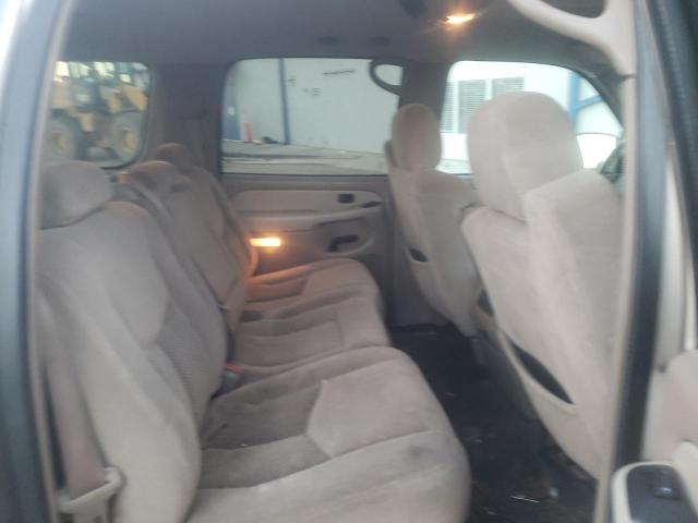 Photo 11 from auction – 2003 CHEVROLET SUBURBAN K with VIN 3GNFK16Z23G201471