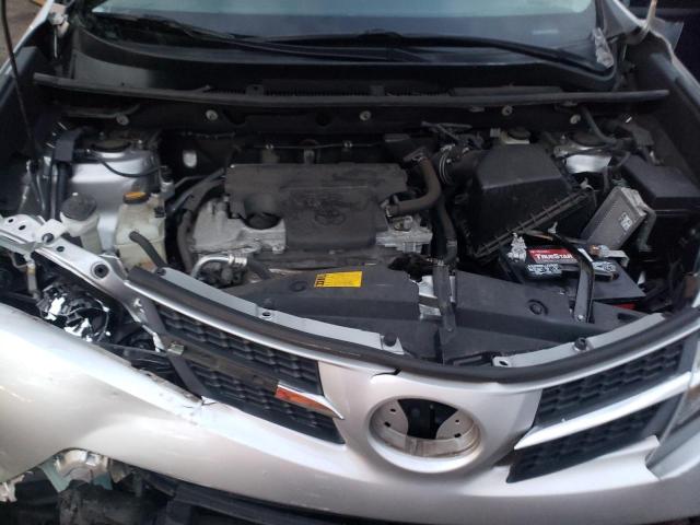 Photo 11 from auction – 2015 TOYOTA RAV4 LE with VIN 2T3BFREV8FW327976