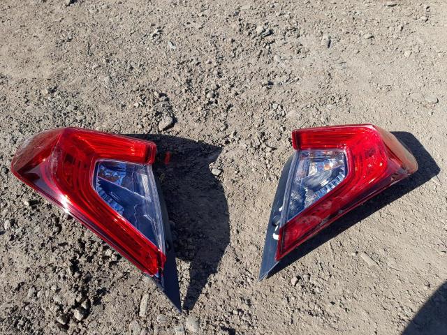 Photo 12 from auction – 2017 HONDA CIVIC LX with VIN 2HGFC2F55HH504908