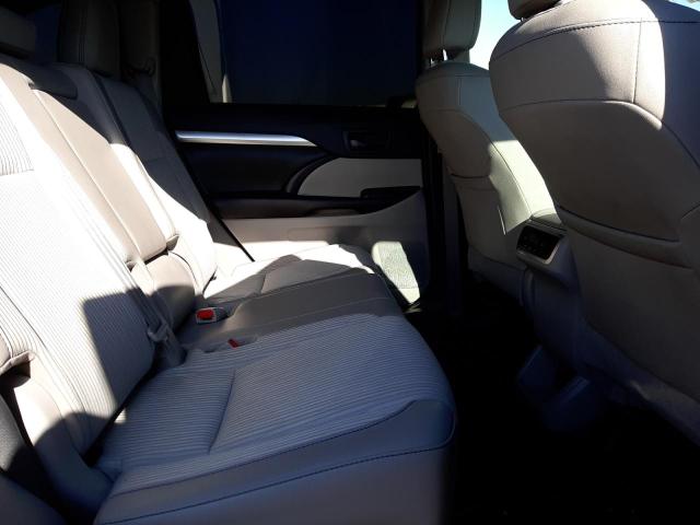Photo 11 from auction – 2019 TOYOTA HIGHLANDER with VIN 5TDZZRFH4KS318296