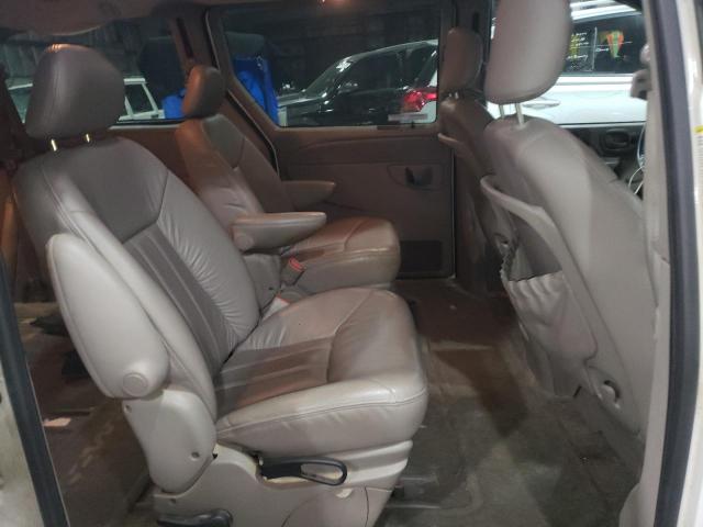 Photo 11 from auction – 2001 DODGE GRAND CARA with VIN 2B8GT54L11R220547