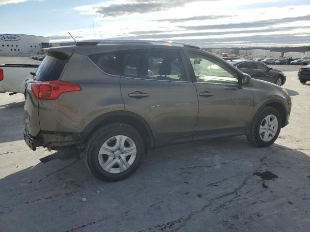 Photo 3 from auction – 2015 TOYOTA RAV4 LE with VIN JTMBFREV4FD161677