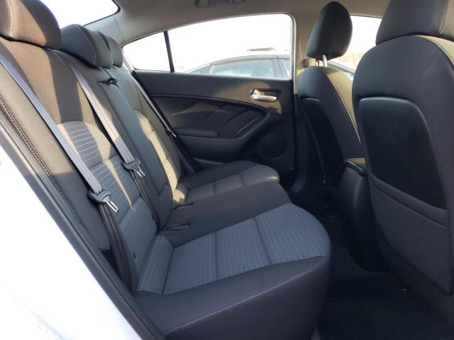 Photo 10 from auction – 2017 KIA FORTE LX with VIN 3KPFL4A79HE092524