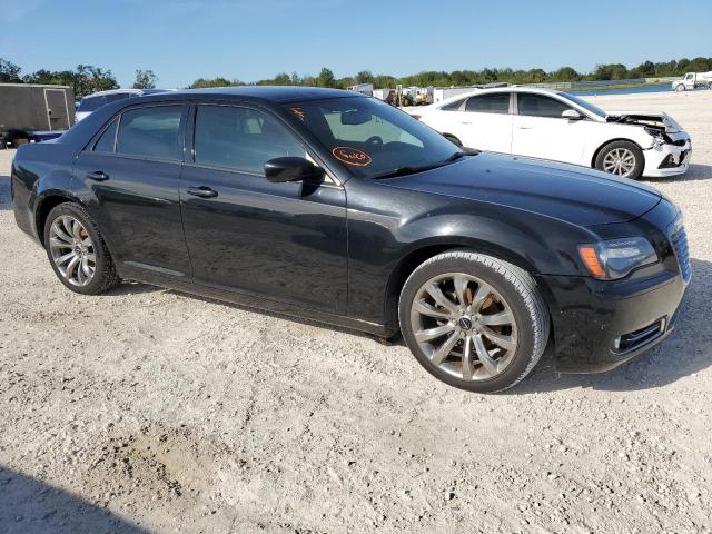 Photo 4 from auction – 2014 CHRYSLER 300 S with VIN 2C3CCABG0EH330359