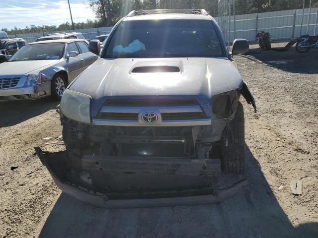 Photo 5 from auction – 2003 TOYOTA 4RUNNER SR with VIN JTEBU14RX30001989