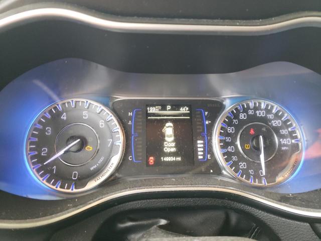 Photo 9 from auction – 2015 CHRYSLER 200 LIMITE with VIN 1C3CCCAB6FN628604