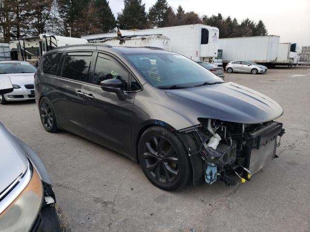 Photo 4 from auction – 2018 CHRYSLER PACIFICA L with VIN 2C4RC1GG8JR165065