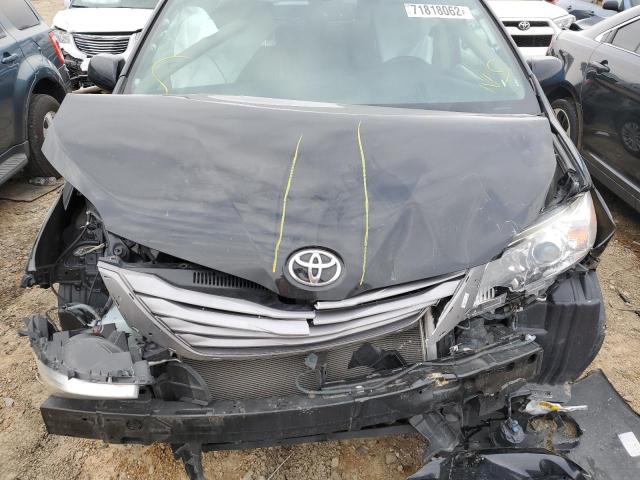 Photo 12 from auction – 2016 TOYOTA SIENNA XLE with VIN 5TDYK3DC3GS755797