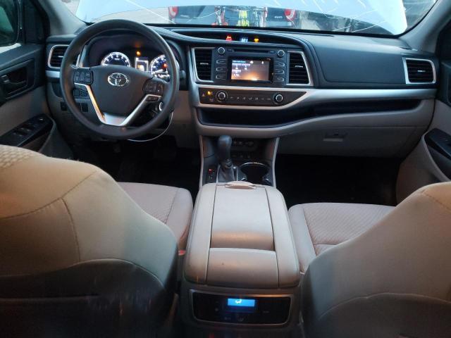 Photo 8 from auction – 2018 TOYOTA HIGHLANDER with VIN 5TDBZRFH9JS911135
