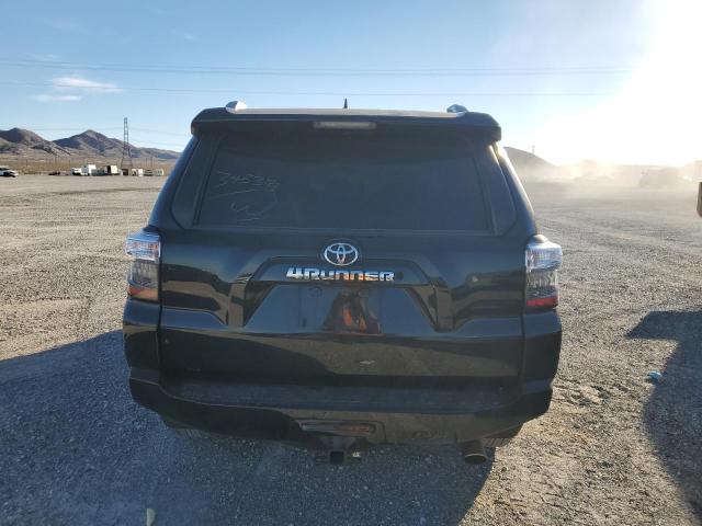 Photo 6 from auction – 2018 TOYOTA 4RUNNER SR with VIN JTEBU5JR3J5592193
