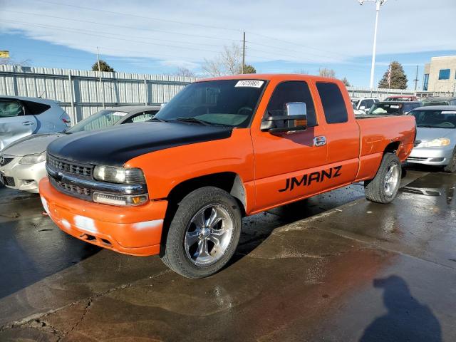 CHEVROLET SILVERADO 2000 with VIN 1GCEK19T2YE266234 - Photo from auction