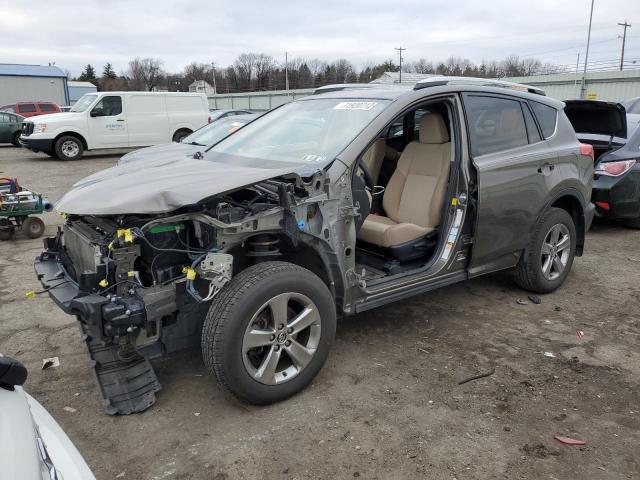 TOYOTA RAV4 XLE 2015 with VIN JTMRFREV7FD141812 - Photo from auction