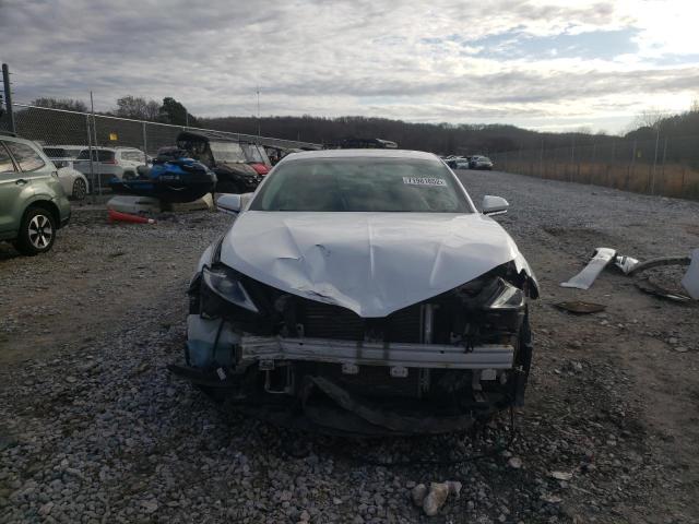 Photo 5 from auction – 2016 LINCOLN MKZ with VIN 3LN6L2GK7GR606888