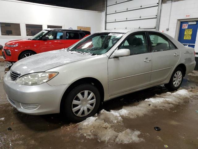 TOYOTA CAMRY LE 2006 with VIN 4T1BE32K06U748416 - Photo from auction