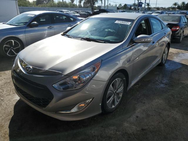 HYUNDAI SONATA HYB 2013 with VIN KMHEC4A46DA100749 - Photo from auction