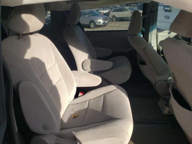 Photo 11 from auction – 2015 TOYOTA SIENNA LE with VIN 5TDJK3DC6FS113106