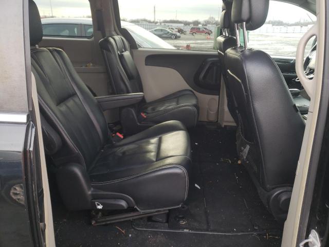 Photo 11 from auction – 2015 CHRYSLER TOWN & COU with VIN 2C4RC1BG4FR544773
