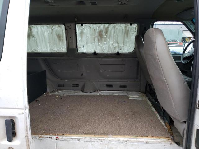 Photo 11 from auction – 2000 FORD ECONOLINE with VIN 1FBSS31L0YHB68381