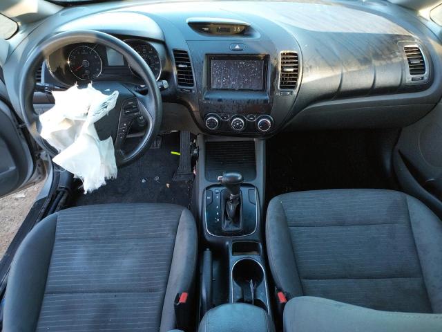Photo 8 from auction – 2018 KIA FORTE LX with VIN 3KPFL4A72JE205865