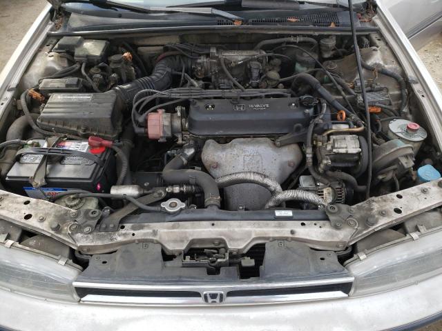 Photo 11 from auction – 1993 HONDA ACCORD EX with VIN JHMCB7577PC040184