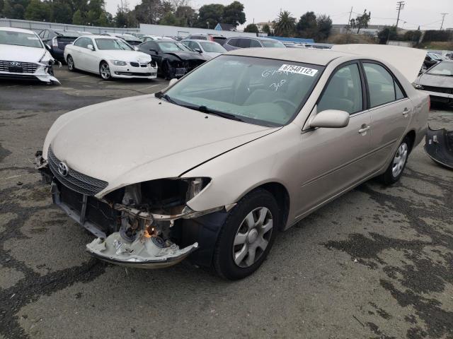 TOYOTA CAMRY LE 2002 with VIN JTDBE30KX20121165 - Photo from auction