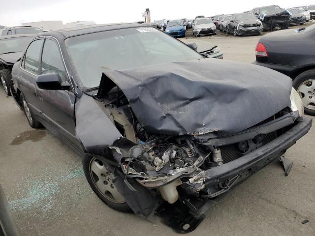 Photo 4 from auction – 2002 HONDA UK with VIN 1HGCG16552A069900