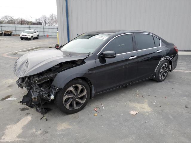 HONDA ACCORD EX 2017 with VIN 1HGCR2F70HA131908 - Photo from auction