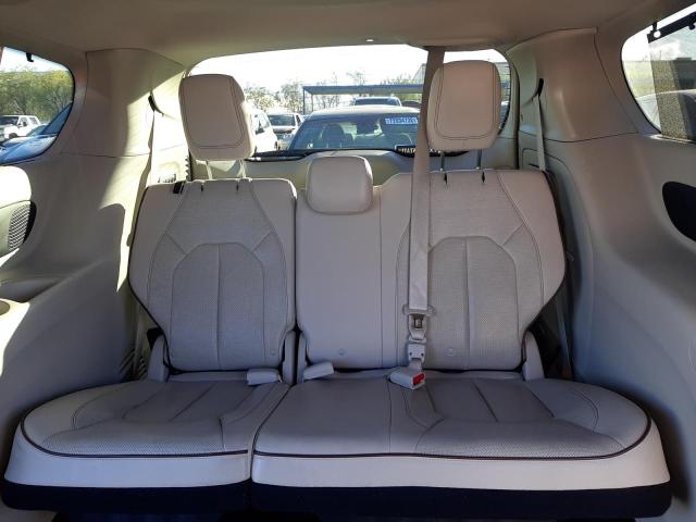Photo 10 from auction – 2017 CHRYSLER PACIFICA L with VIN 2C4RC1GG0HR748630