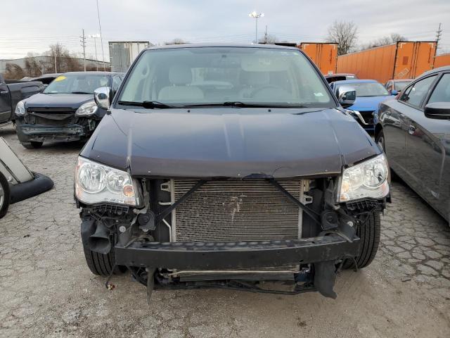 Photo 5 from auction – 2016 CHRYSLER TOWN & COU with VIN 2C4RC1CG7GR222032