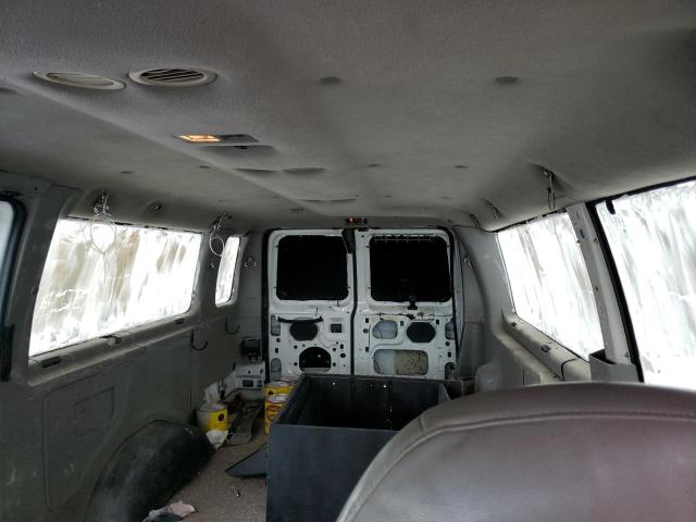 Photo 10 from auction – 2000 FORD ECONOLINE with VIN 1FBSS31L0YHB68381
