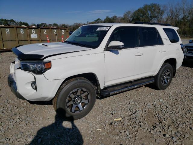 TOYOTA 4RUNNER 2019 with VIN JTEBU5JRXK5638250 - Photo from auction