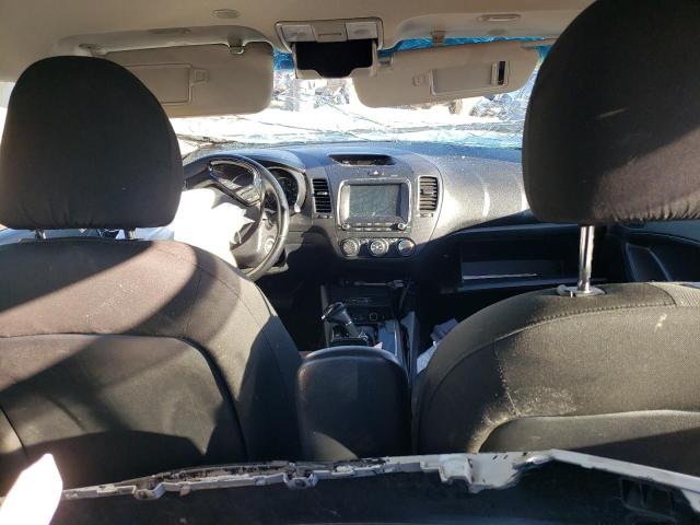 Photo 8 from auction – 2017 KIA FORTE LX with VIN 3KPFL4A79HE116305
