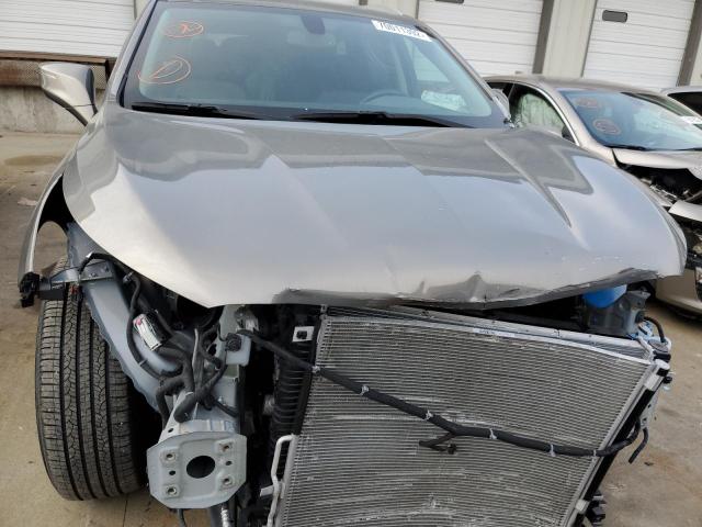 Photo 5 from auction – 2019 BUICK ENCLAVE with VIN 5GAERAKW8KJ197579