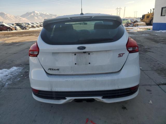 Photo 6 from auction – 2015 FORD FOCUS ST with VIN 1FADP3L93FL231397