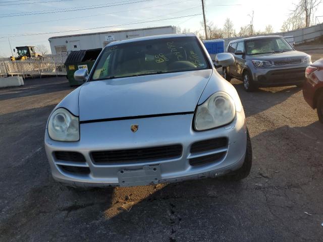 صورة رقم 5 من المزاد - 2004 PORSCHE CAYENNE S مع VIN WP1AB29P74LA71094