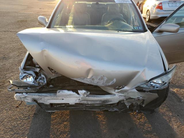 Photo 11 from auction – 2005 TOYOTA CAMRY LE with VIN 4T1BF30K35U091027