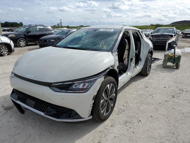KIA EV6 LIGHT 2022 with VIN KNDC3DLCXN5034202 - Photo from auction