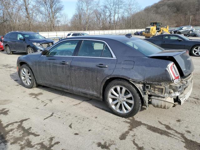 Photo 2 from auction – 2017 CHRYSLER 300 LIMITE with VIN 2C3CCARGXHH655658