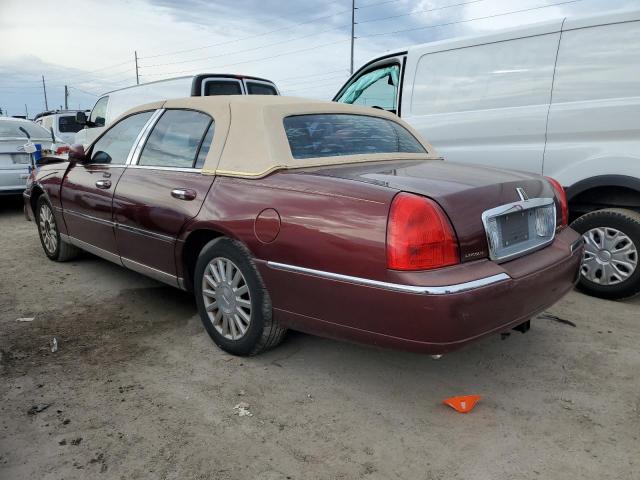 Photo 2 from auction – 2003 LINCOLN TOWN CAR E with VIN 1LNHM81W83Y667621
