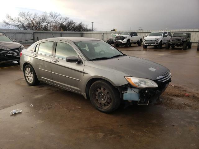 Photo 4 from auction – 2012 CHRYSLER 200 LX with VIN 1C3CCBAG2CN316796