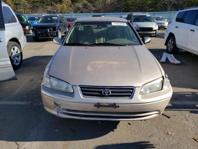 Photo 5 from auction – 2000 TOYOTA CAMRY CE with VIN 4T1BG22K4YU975759
