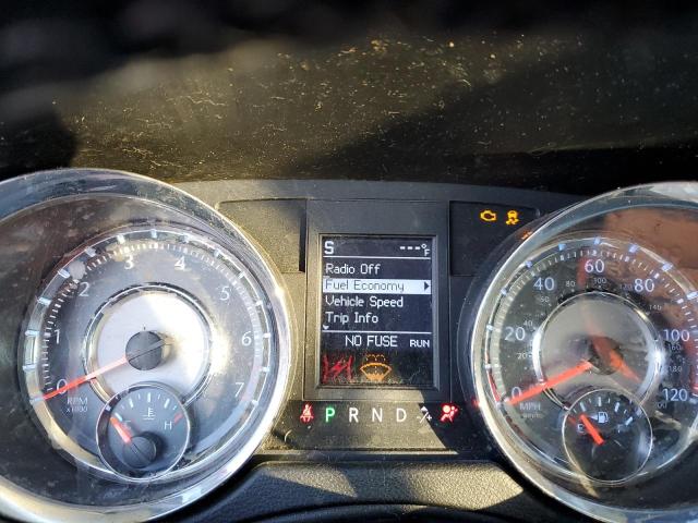 Photo 9 from auction – 2011 CHRYSLER TOWN AND C with VIN 2A4RR5DG8BR744983