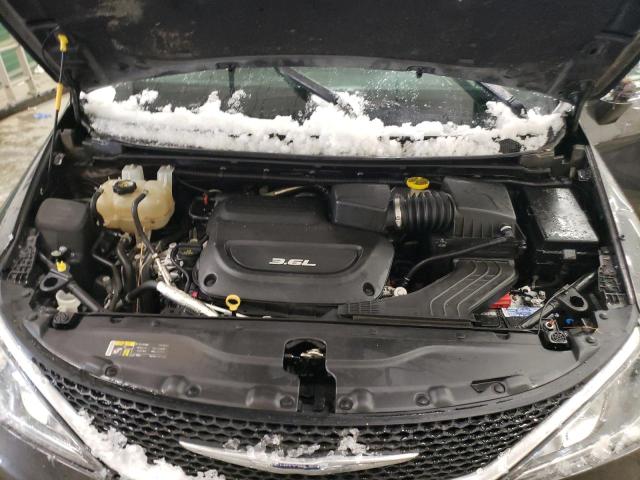 Photo 12 from auction – 2017 CHRYSLER PACIFICA T with VIN 2C4RC1EG0HR727537