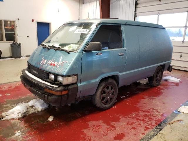 TOYOTA VAN WAGON 1986 with VIN JT4YR28VXG5032472 - Photo from auction