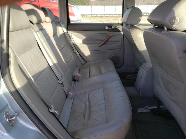Photo 11 from auction – 2002 VOLKSWAGEN PASSAT with VIN WVWYH63B92E005750
