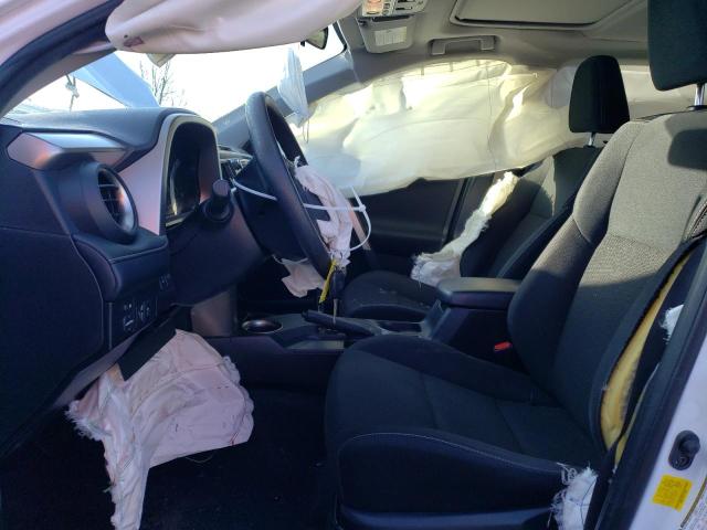 Photo 7 from auction – 2015 TOYOTA RAV4 XLE with VIN JTMRFREV0FD158838