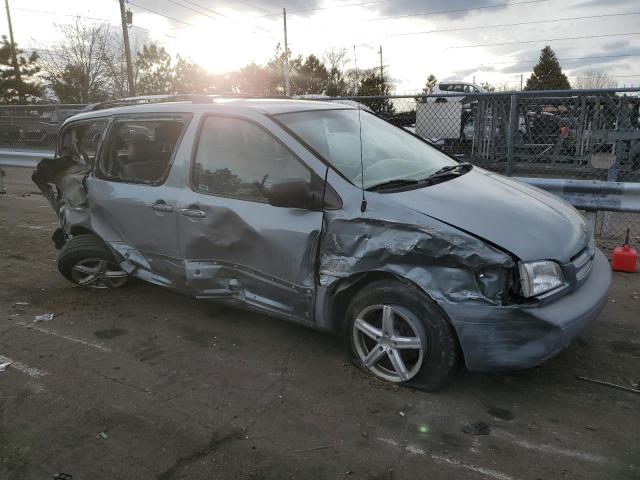 Photo 4 from auction – 2000 TOYOTA SIENNA LE with VIN 4T3ZF13C1YU242272