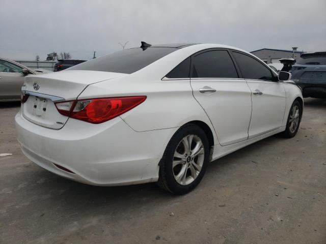 Photo 3 from auction – 2013 HYUNDAI SONATA SE with VIN 5NPEC4AC5DH520281